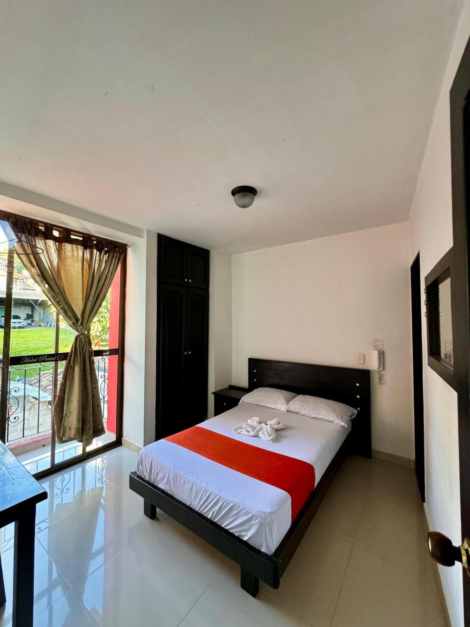 Hotel Portal Dorado Marinilla Eksteriør billede